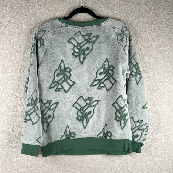 Disney Star Wars Grogu 2 Piece Loungewear Sweatshirt with Sweatpants Size Small - Picture 4 of 6